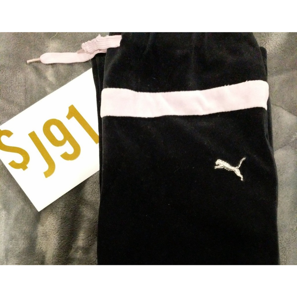 Puma Girls Velvet Sweatpants, Medium - Picture 4 of 5